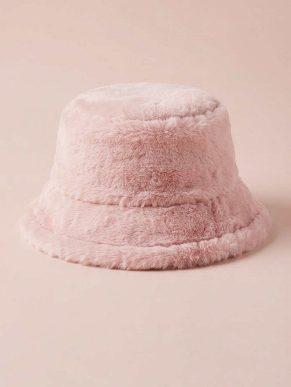 Faux Fur Bucket Hat in Light Pink
